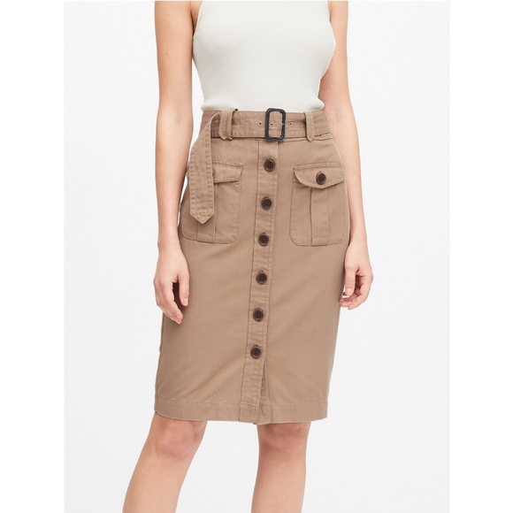 Banana Republic Tan Pencil Skirt - Picture 1 of 13